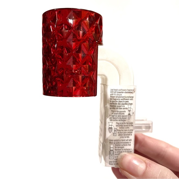 Bath & Body Works Wallflowers Sleigh Bells Bow Red Gold Silver Christmas Holiday - Picture 10 of 15